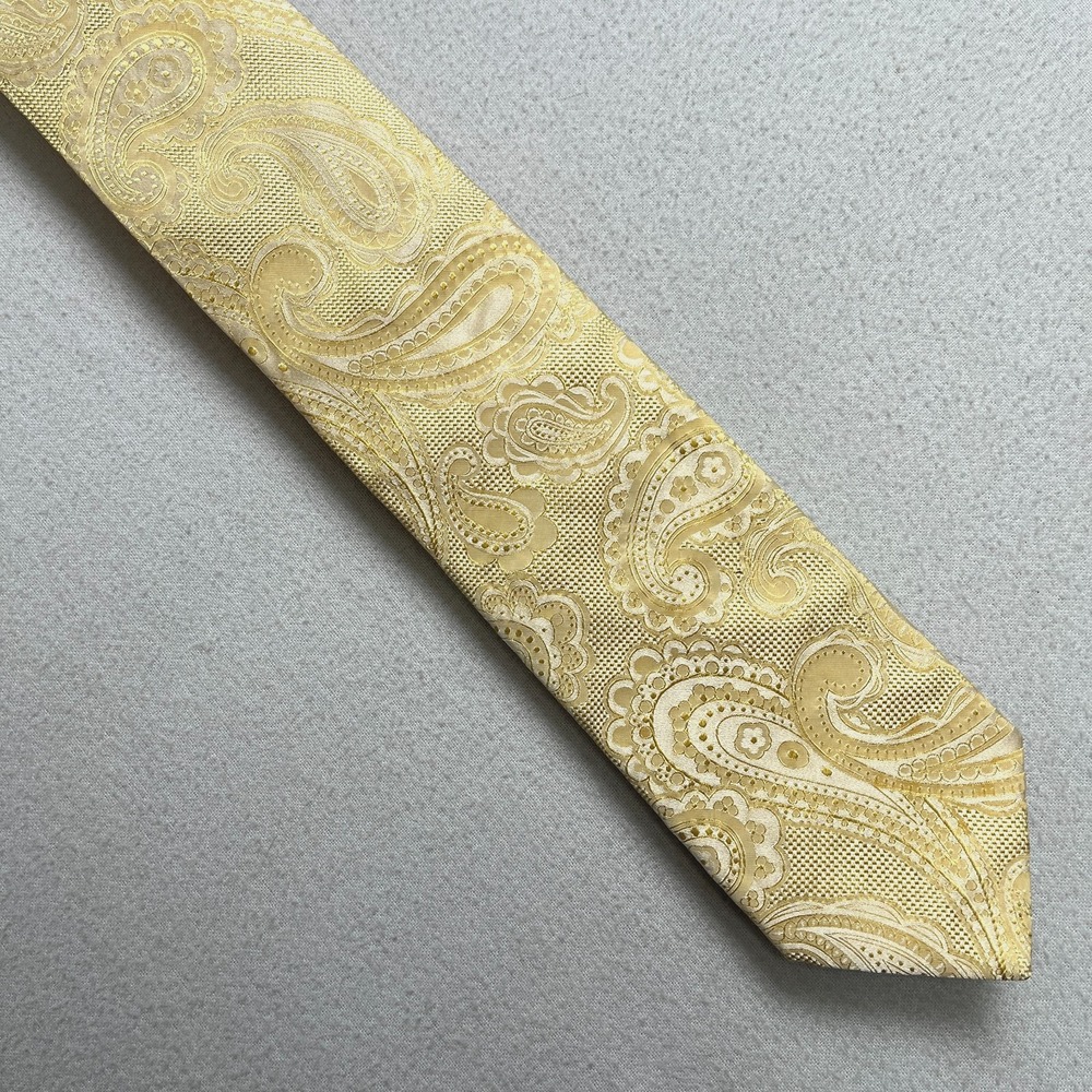HUGO BOSS Silk Tie Paisley Jacquard Print 3.25"‎ Butter Cream Yellow Made Italy